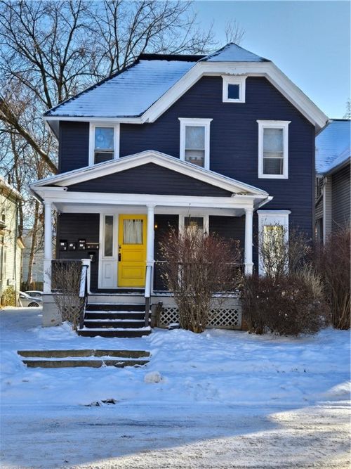 8 Rowley St, Rochester, NY, 14607-2680 | Card Image