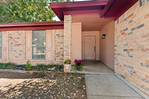 1065 Green Ridge Ter, Saginaw, TX, 76179-3405 | Card Image