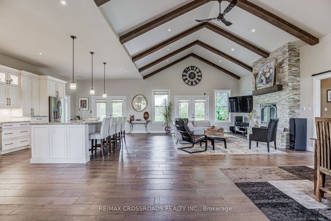 89 Gentlebreeze Dr, House other with 4 bedrooms, 4 bathrooms and 16 parking in Plainfield ON | Image 7