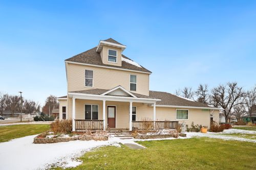 1098 Meaking Avenue, Bowdle, SD, 57428 | Card Image