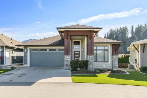 64-46110 Thomas Rd, Chilliwack, BC, V2R2R4 | Card Image