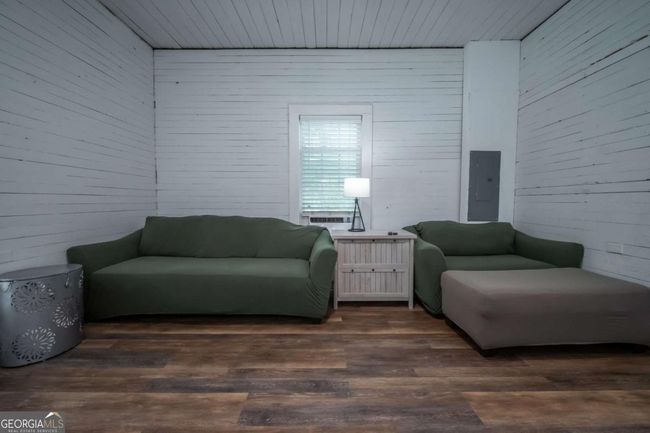 180 Cross St, House other with 2 bedrooms, 1 bathrooms and null parking in Maysville GA | Image 17