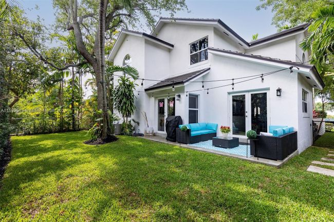 323 Sarto Ave, House other with 4 bedrooms, 3 bathrooms and null parking in Coral Gables FL | Image 6