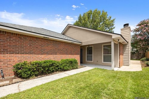 2053 Walnut Ridge Ave, Baton Rouge, LA, 70816-1495 | Card Image