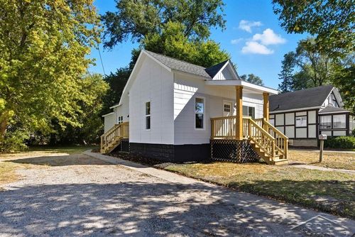 119 E Hines St, Midland, MI, 48640-5346 | Card Image