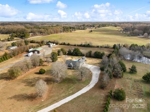 3050 Gordon Rd, York, SC, 29745-9472 | Card Image