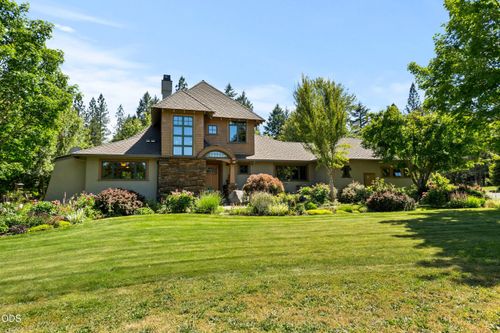 693 Horizon Hills Rd, Williams, OR, 97544-9509 | Card Image