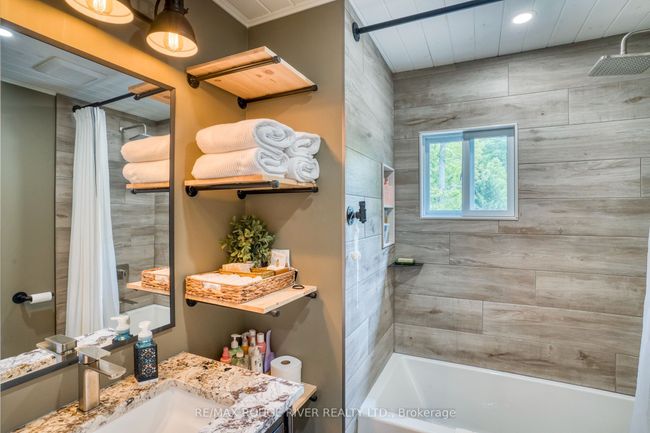 1039 W Cottage Dr, House other with 4 bedrooms, 2 bathrooms and 8 parking in Ompah ON | Image 22