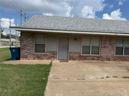 a-201 Se 6th St, Bentonville, AR, 72712-6070 | Card Image
