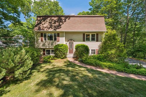 29 Wild Pasture Road, Kensington, NH, 03833 | Card Image