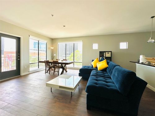 apt-301-5609 Smu Blvd, Dallas, TX, 75206-5094 | Card Image