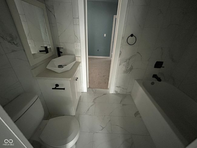 BATHROOM FOR BEDROOM 3 | Image 13