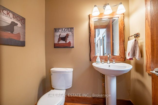 1466 Northey's Bay Rd, House other with 4 bedrooms, 3 bathrooms and 4 parking in North Kawartha ON | Image 29