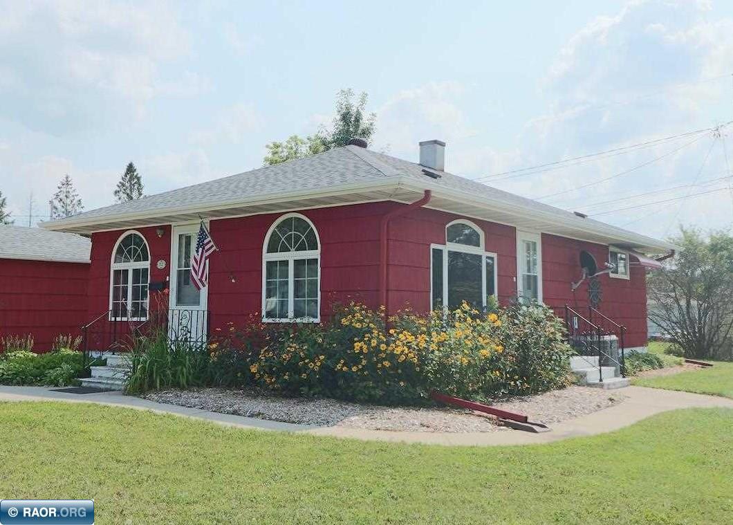 Cambridge Rd, Hoyt Lakes, MN 55750