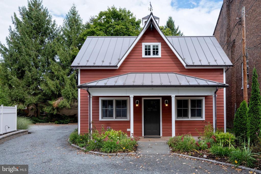 York St, Lambertville, NJ 08530