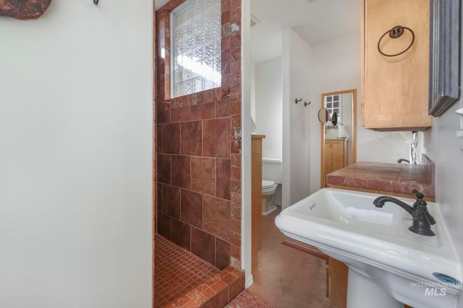 382 River Rd, House other with 3 bedrooms, 3 bathrooms and 4 parking in Bliss ID | Image 34