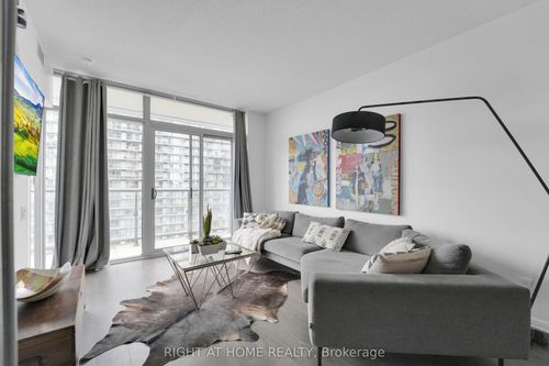 1414-105 The Queensway, Toronto, ON, M6S5B5 | Card Image