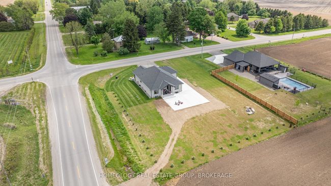 6572 Calvert Dr, House other with 5 bedrooms, 3 bathrooms and 4 parking in Strathroy ON | Image 29