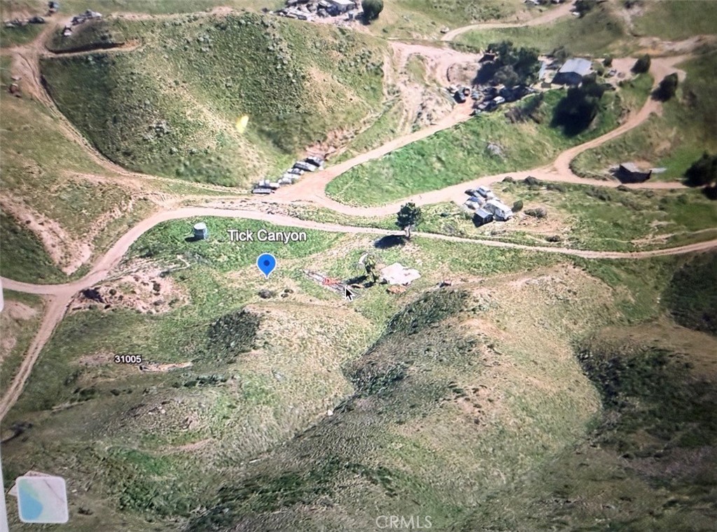 Land in Agua Dulce