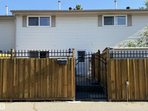4359 46 St, Stony Plain, AB, T7Z1J5 | Card Image