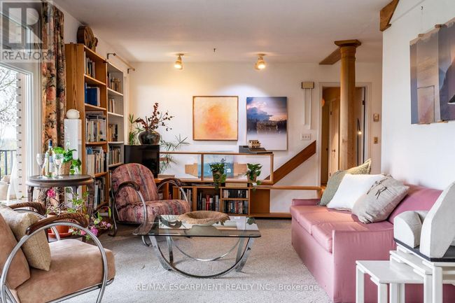 754 Concession 8 W, House other with 5 bedrooms, 2 bathrooms and 8 parking in Puslinch ON | Image 13