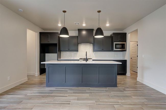 6016 Kinnick Dr, House other with 4 bedrooms, 2 bathrooms and null parking in Edmond OK | Image 11
