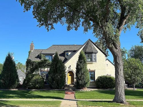 616 Lincoln Avenue, Minot, ND, 58703 | Card Image