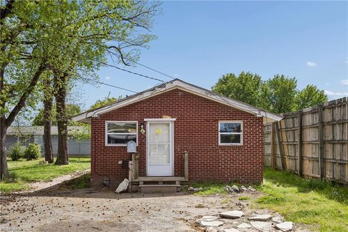 26 Bernard Ave, Hampton, VA, 23669-2502 | Card Image