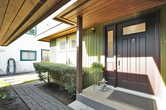 2475 King Albert Avenue, House other with 3 bedrooms, 2 bathrooms and 6 parking in Coquitlam BC | Image 3