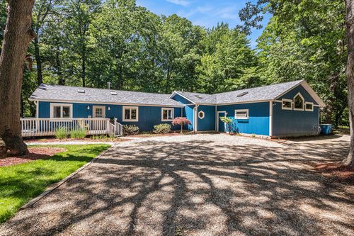 4160 Creek Dr, New Buffalo, MI, 49117-9009 | Card Image