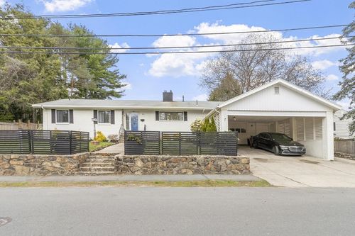 82 Cornell Rd, Marblehead, MA, 01945-2141 | Card Image