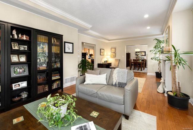 2499 Glendoik Way, House other with 3 bedrooms, 3 bathrooms and 6 parking in Mill Bay BC | Image 17