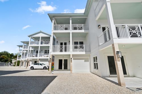 4-84745 Old Hwy, Islamorada, FL, 33036-3405 | Card Image