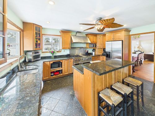 675 Mantoloking Rd, Brick, NJ, 08723-5477 | Card Image