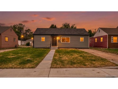 2333 5th Ave, Greeley, CO, 80631-7121 | Card Image