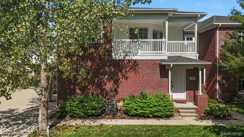 7008 Boulder Pointe Ct, Washington Township, MI, 48094-4500 | Card Image