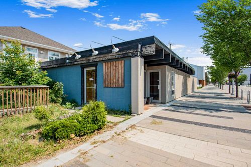 10136 101 Avenue, Grande Prairie, AB, T8V0Y2 | Card Image