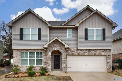 10301 Drymen St Sw, Huntsville, AL, 35803-2499 | Card Image