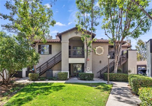 209-2960 Champion Way, Tustin, CA, 92782-1235 | Card Image