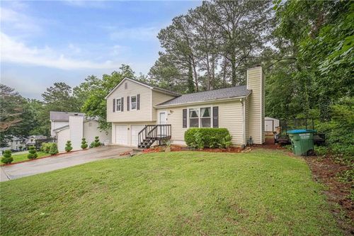 3809 Valley Brook Rd, Snellville, GA, 30039-4220 | Card Image