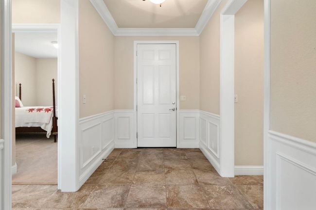 2476 Chimney Point Ln, House other with 2 bedrooms, 2 bathrooms and null parking in Manteca CA | Image 6