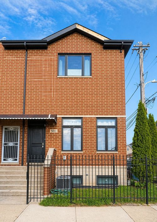 5011 S Maplewood Ave, Chicago, IL, 60632-1421 | Card Image