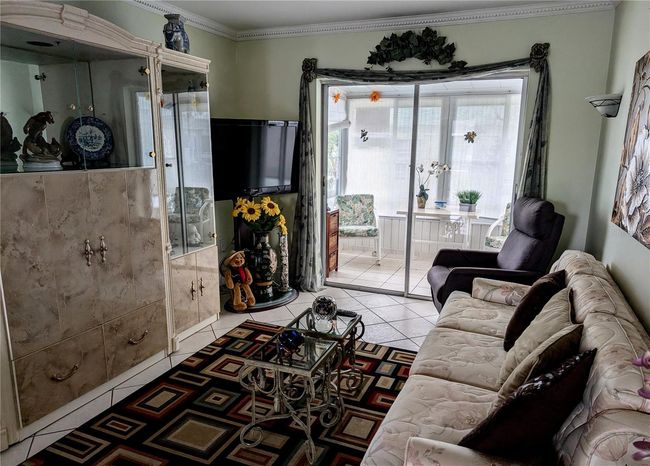E33 - 1833 Sunny Dr, Condo with 1 bedrooms, 1 bathrooms and null parking in BRADENTON FL | Image 8