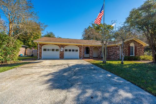 109 Berkshire Ct, Goose Creek, SC, 29445-2725 | Card Image