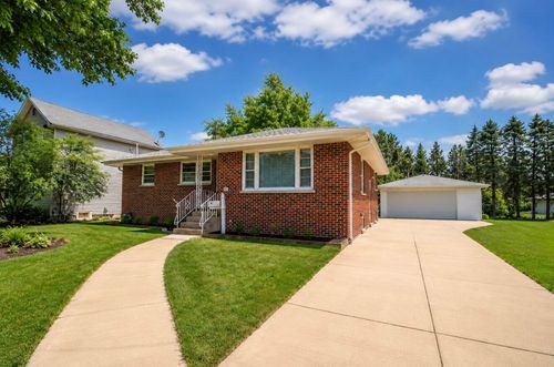 548 South Street, Munster, IN, 46321 | Card Image