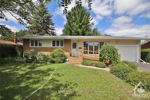 74 Hilliard Ave, Nepean, ON, K2E6C1 | Card Image