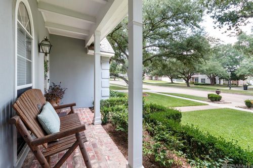 531 Woodgate Blvd, Baton Rouge, LA, 70808-5447 | Card Image