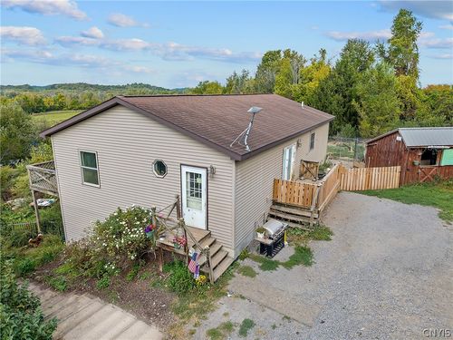 693 Masters Rd, Elbridge, NY, 13060-9602 | Card Image