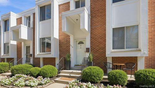 1418 Fox Glen Dr, Hartsdale, NY, 10530-1727 | Card Image