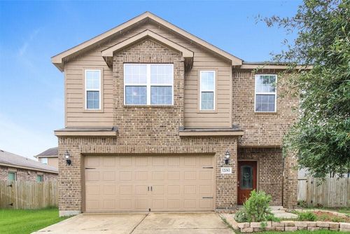 12083 Quartersawn Ln, Pinehurst, TX, 77362-1526 | Card Image